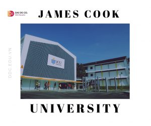 Trường Đại học James Cook University Singapore là một trong những cơ sở chính của Đại học James Cook tại Úc, là trường duy nhất tại Singapore được chứng nhận NEAS về giảng dạy tiếng Anh, và là trường đầu tiên đạt Edutrust Star – Chứng nhận cao nhất về chất lượng giáo dục tại Singapore.